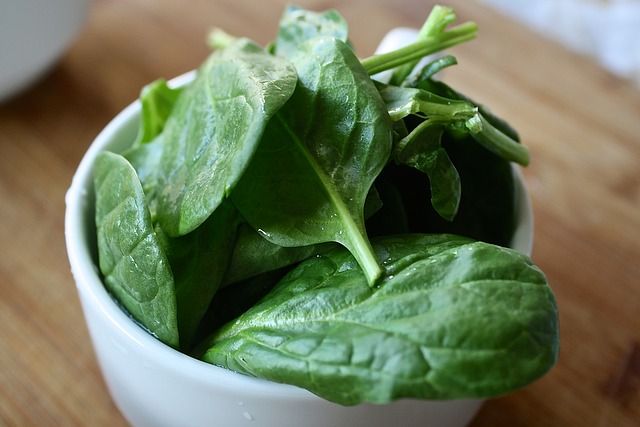 spinach 1427360 640