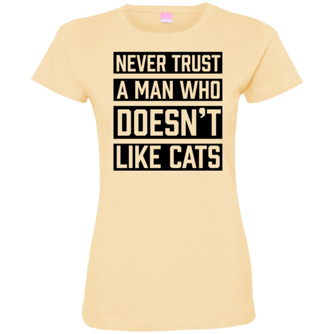 Never Trust A Man - iHeartCats.com