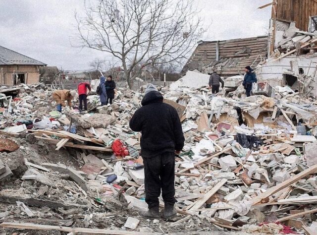 Ukrainian Man & His Cat Survive Russian Blast, But Their Family Did Not