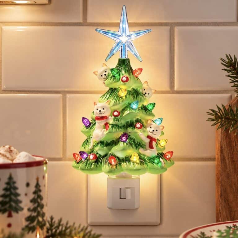 Christmas Tree Cat Night Light -Nostalgic ,Hand Crafted Christmas Tree