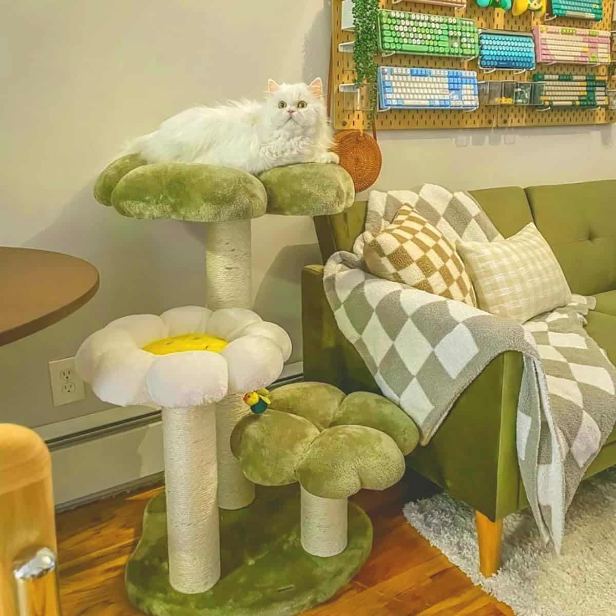 Happy & Polly Flowers Cat Tree