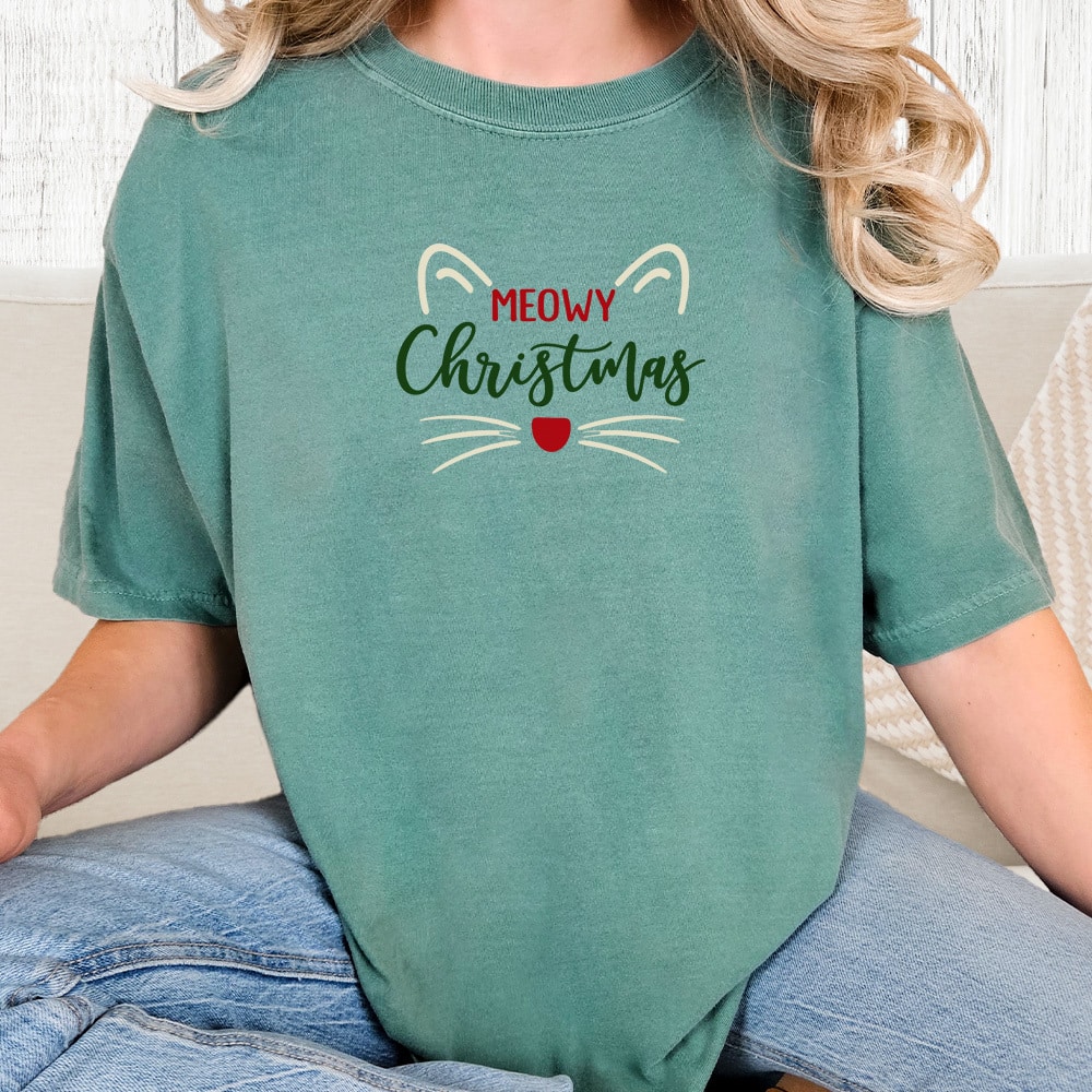 Comfort Colors Meowy Christmas Face Vintage Washed Tee - Sea foam
