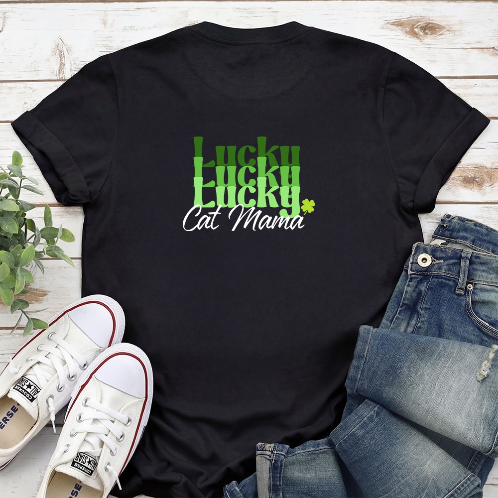 Lucky Cat Mama Standard Tee Black