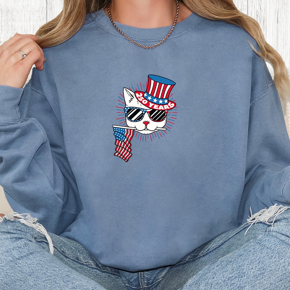 Comfort Colors Red, White & Meow – 250 Years Premium Sweatshirt - Blue Jean