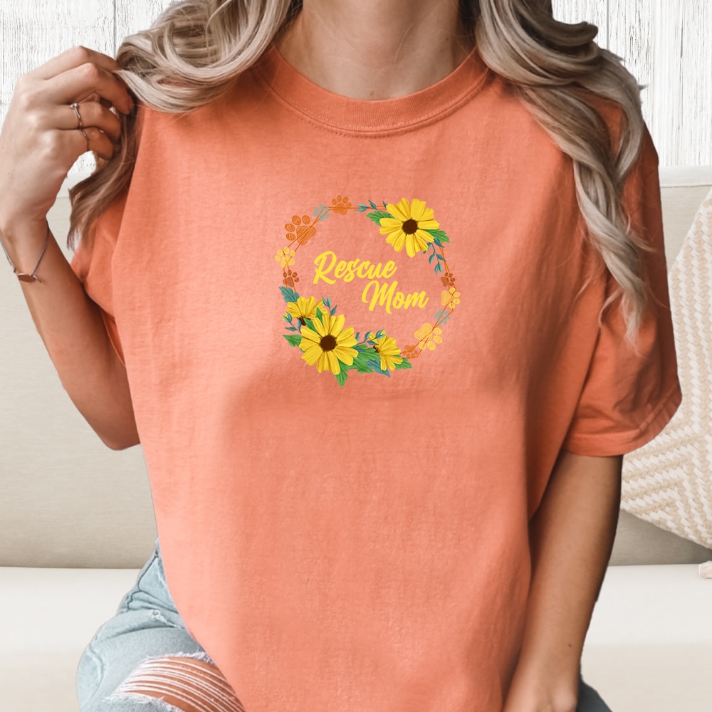 Comfort Colors Rescue Mom Flower Wreath Vintage Washed Tee - Terracotta