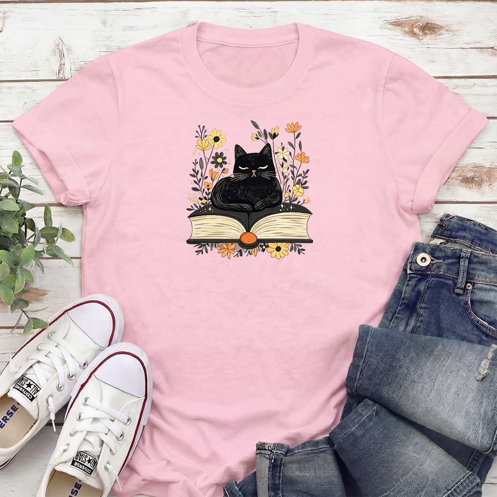Book Lover Cat Standard Tee Light Pink