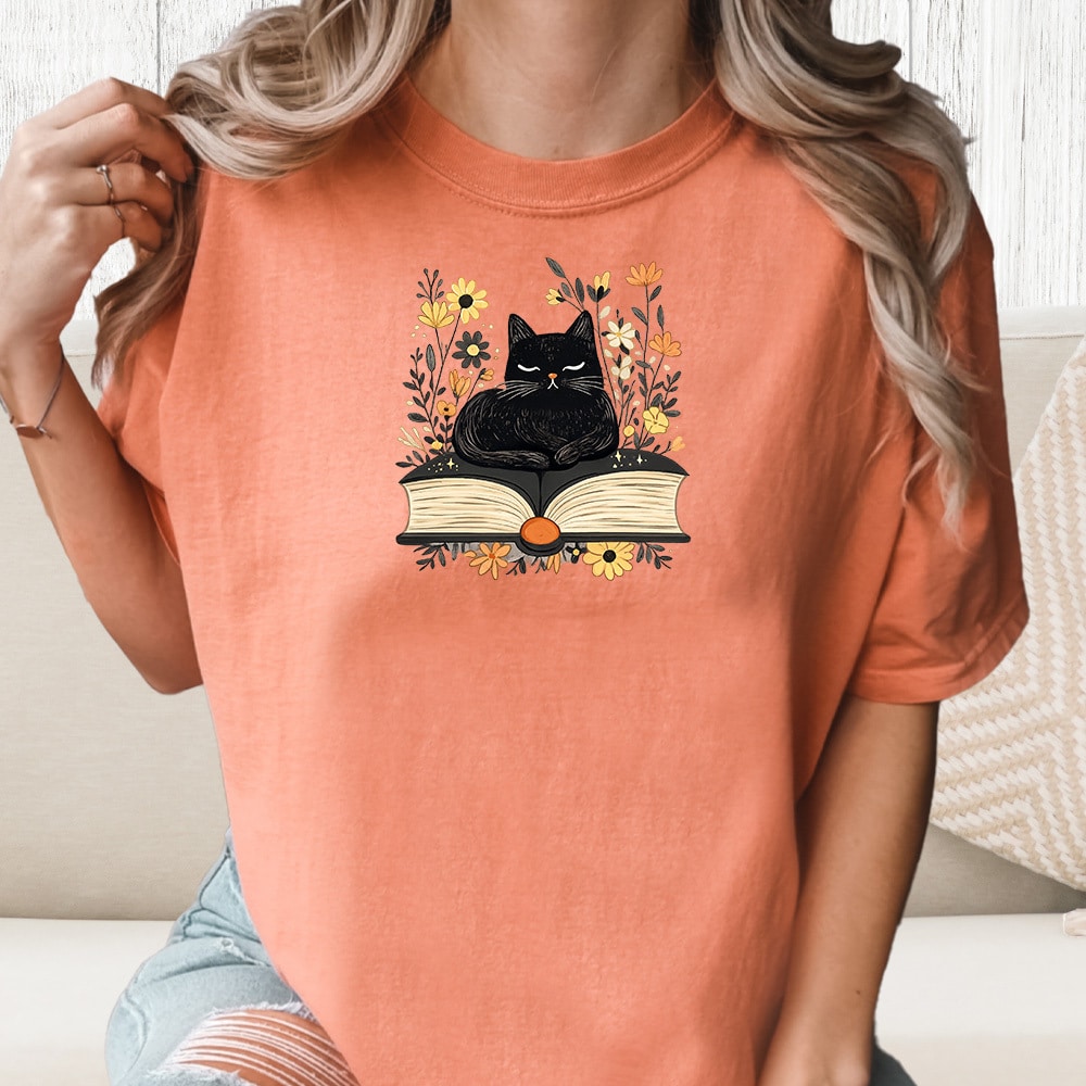 Comfort Colors Book Lover Cat Vintage Washed Tee - Terracotta