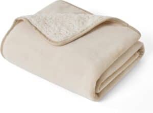 Bedsure Cat Blanket for Indoor Cats